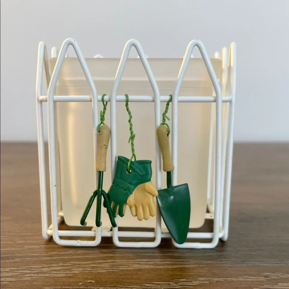 White Garden-Themed Candle Holder